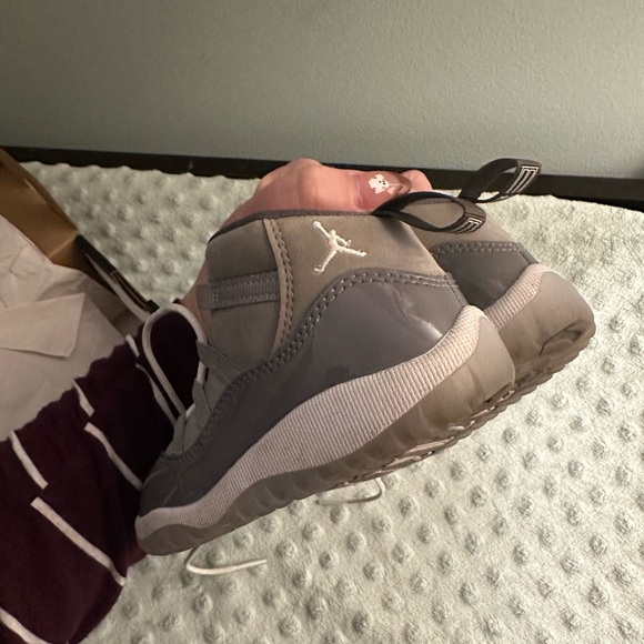 Jordan 11 retro Gray size 7 in toddler - Picture 5 of 9